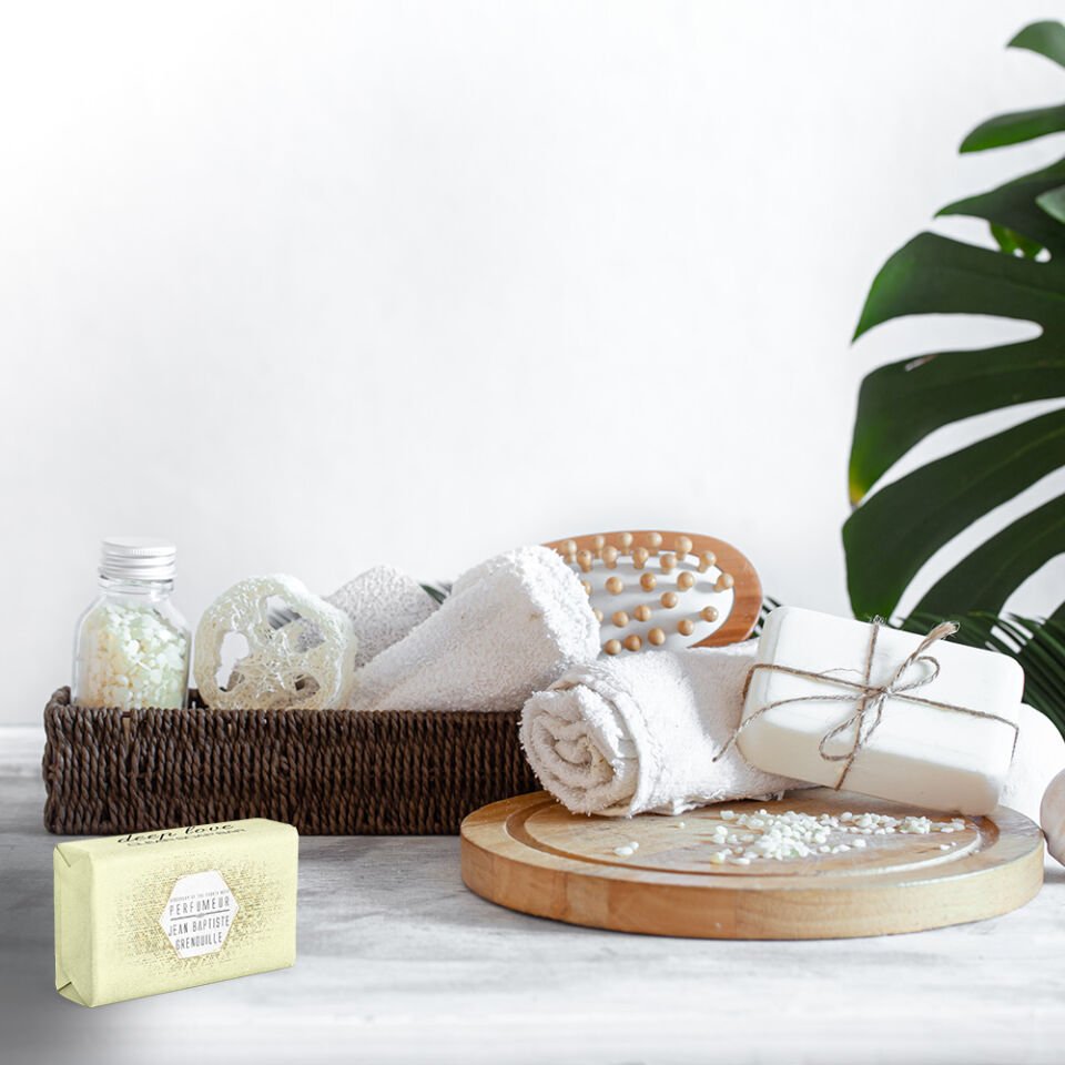 Jean Baptiste Grenouille 160 gr Şeffaf Sabun Deep Love