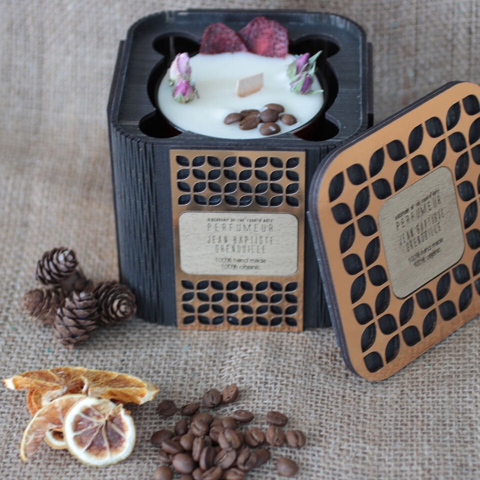 Jean Baptiste Grenouille 340 ml Designed By BE Dekoratif Opak Mum Be Amber