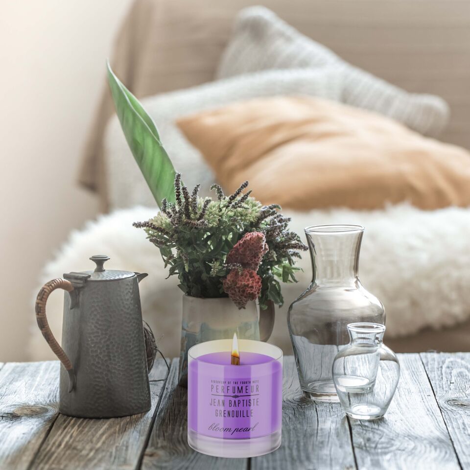 Jean Baptiste Grenouille 340 ml Designed By BE Dekoratif Şeffaf Mum Bloom Pearl